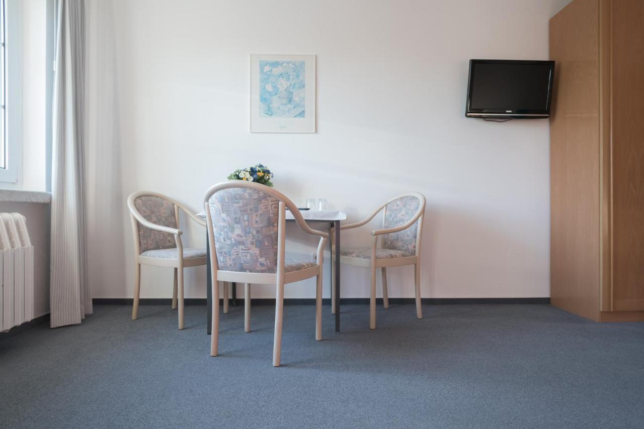 Sundhagen-Niederhof Haus Ueberland B&B 외부 사진
